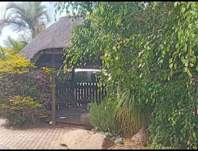 4 BEDROOM HOUSE FOR SALE IN WAVECREST